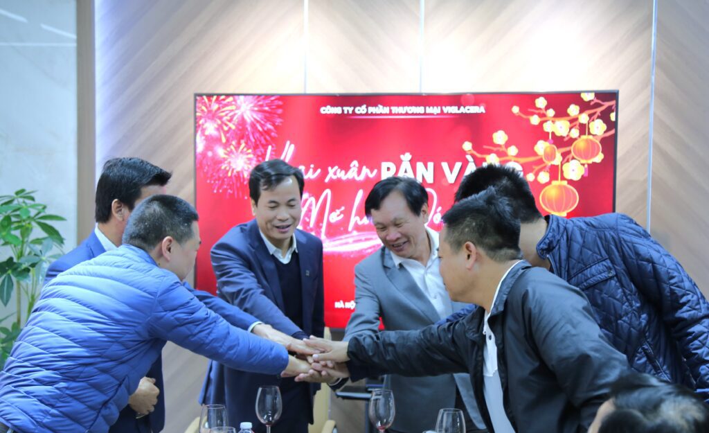 Nhà phân phối đồng hành cùng Viglacera